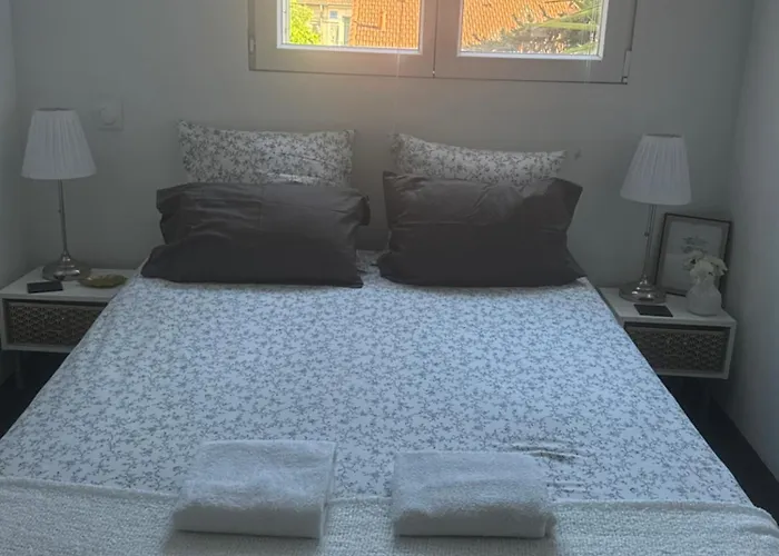 Location De Chambre Privee Dans Residence Securisee Privee,Parking Gratuit , 1 Minute Du Tramway, A 9 Minute Du Centre Ville, Accessible A Plusieurs Transports