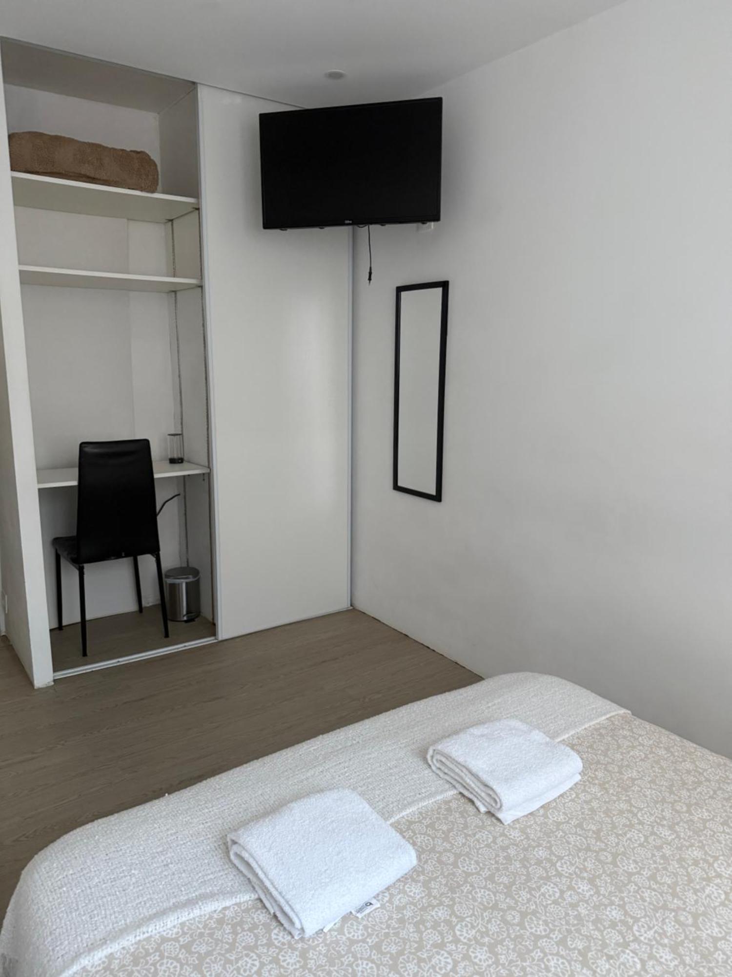 Location De Privee Dans Securisee Privee,parking Gratuit , 1 Minute Du Tramway, A 9 Minute Du Centre Ville, Accessible A Plusieurs Transports *
